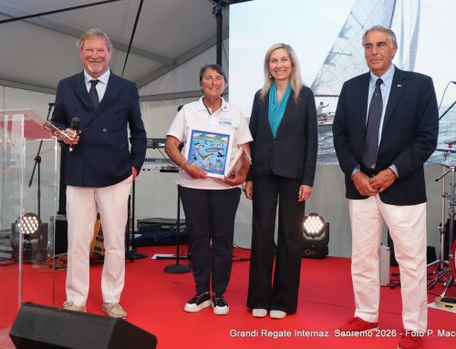 La Maison DAPHNÉ premia l’imbarcazione d’epoca “Lilli” e la skipper Lucia Pozzo alle grandi regate internazionali di Sanremo 2026